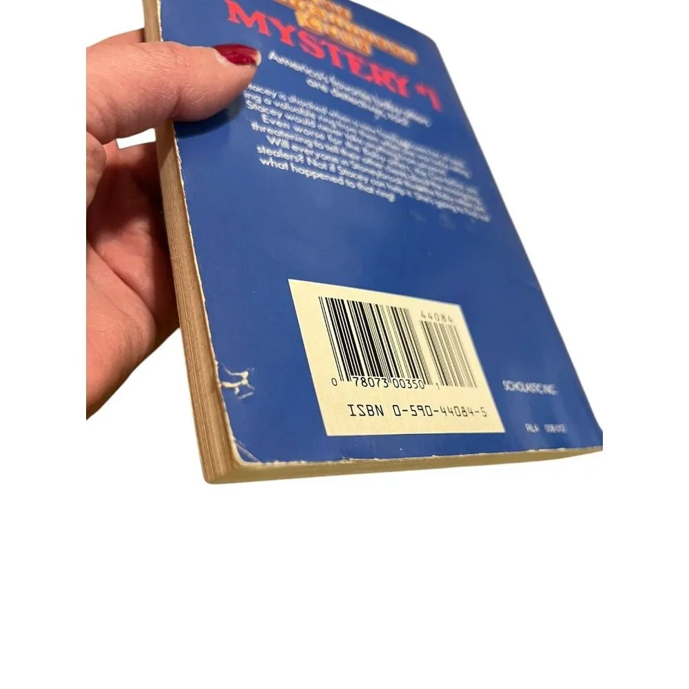 The Baby Sitters Club Mystery #1 Stacey and the Missing Ring  Ann M. Martin‎